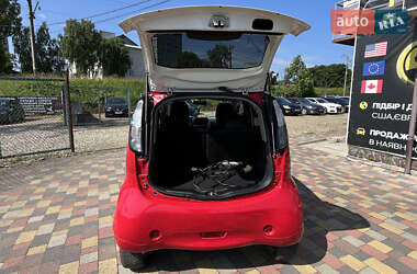 Хэтчбек Mitsubishi i-MiEV 2011 в 