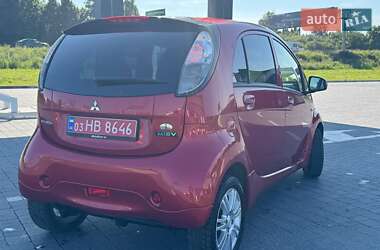 Хэтчбек Mitsubishi i-MiEV 2015 в 