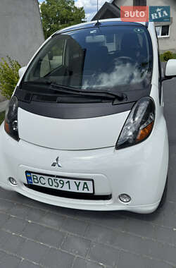 Хэтчбек Mitsubishi i-MiEV 2012 в Львове