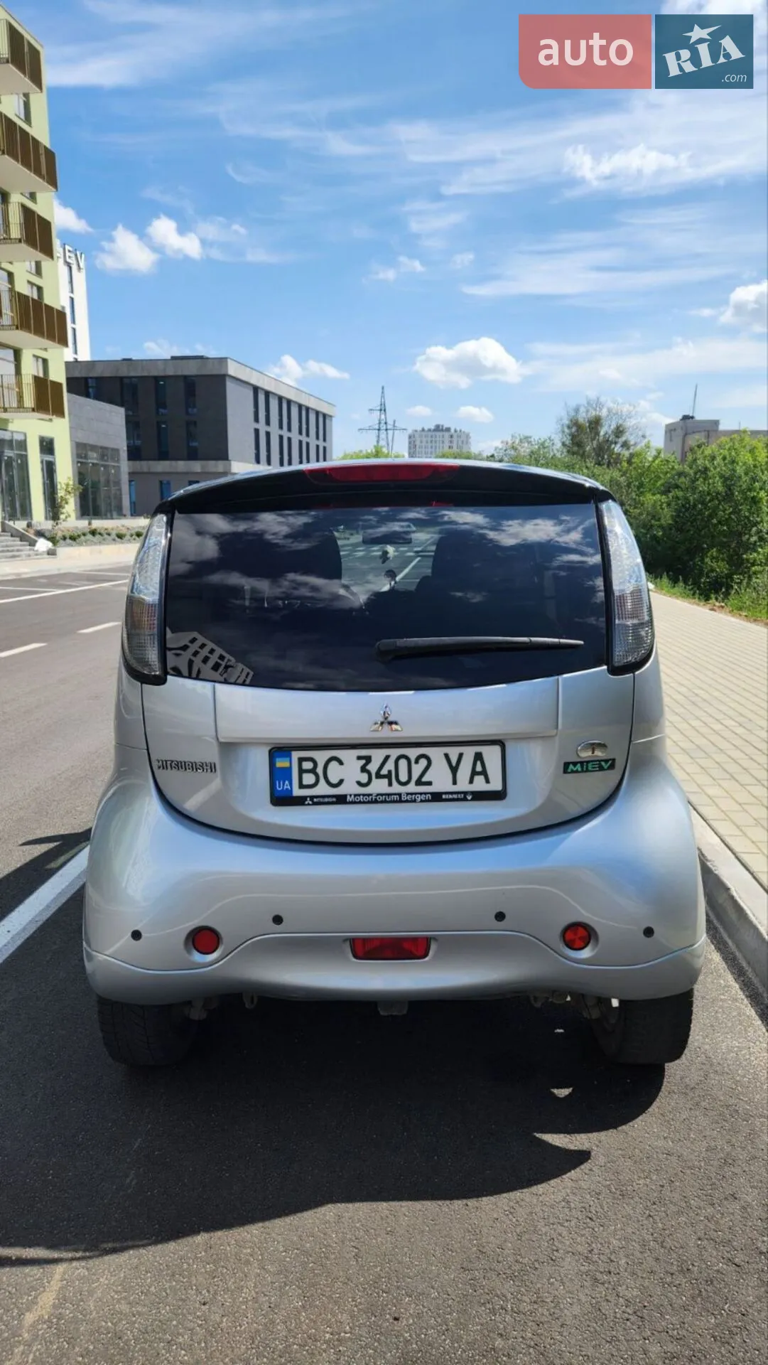 2014 Mitsubishi i-MiEV - мініатюра 3