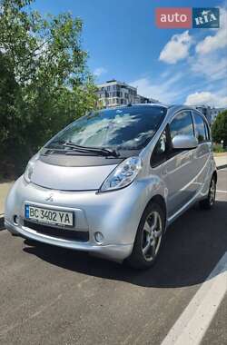 Хэтчбек Mitsubishi i-MiEV 2014 в Львове
