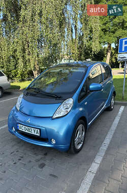 Хэтчбек Mitsubishi i-MiEV 2015 в Луцке