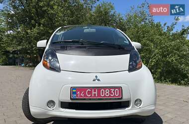 Хэтчбек Mitsubishi i-MiEV 2012 в 