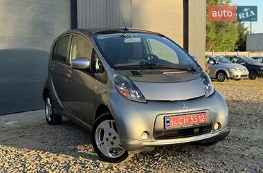 Хэтчбек Mitsubishi i-MiEV 2011 в 