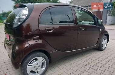Хэтчбек Mitsubishi i-MiEV 2016 в 
