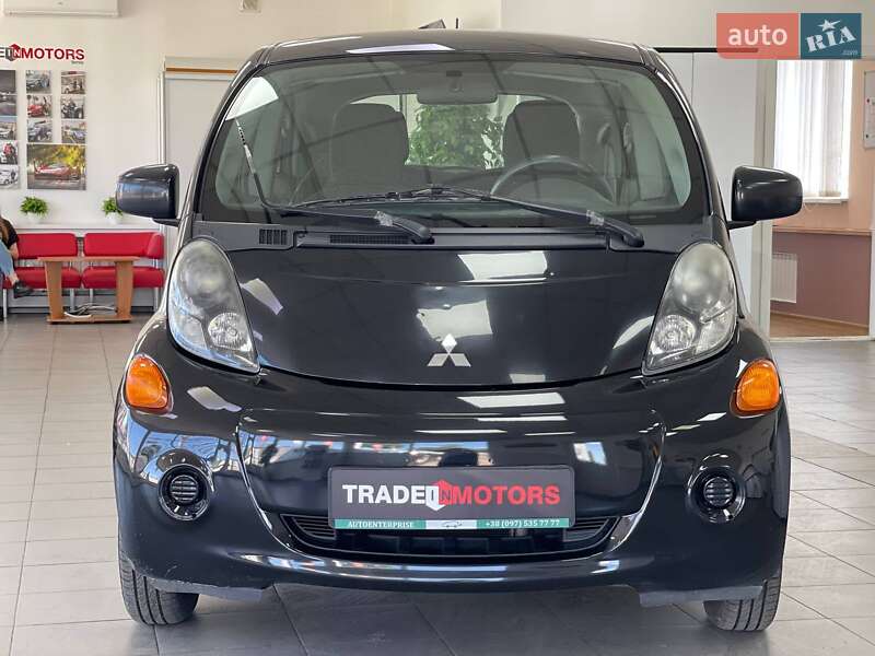 Хэтчбек Mitsubishi i-MiEV 2011 в Киеве