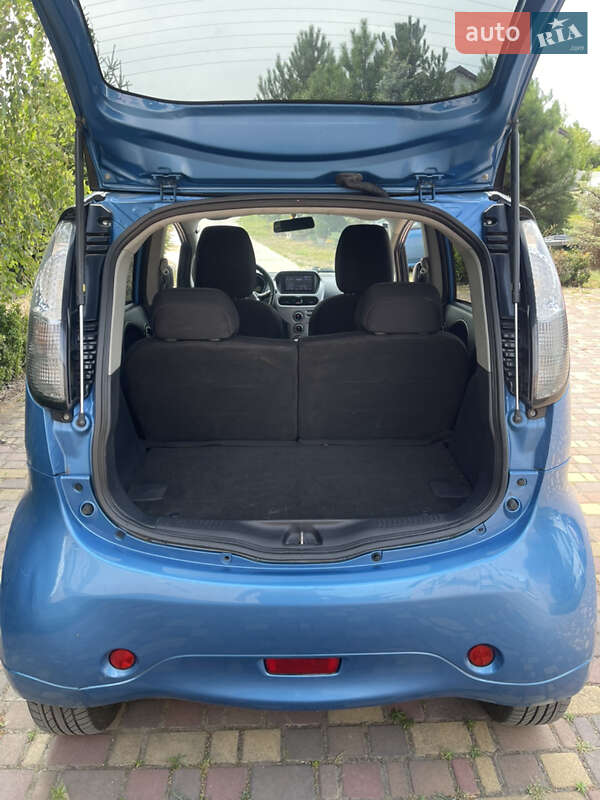 Хэтчбек Mitsubishi i-MiEV 2011 в Днепре