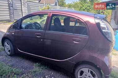Хэтчбек Mitsubishi i-MiEV 2012 в Виннице