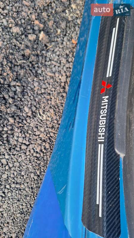 Хэтчбек Mitsubishi i-MiEV 2012 в Черновцах фото 22 Хэтчбек Mitsubishi i-MiEV 2012 в Черновцах