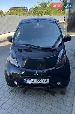 Хэтчбек Mitsubishi i-MiEV 2011 в 
