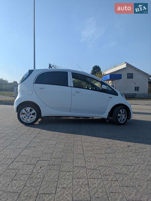 Хэтчбек Mitsubishi i-MiEV 2011 в Ивано-Франковске фото 8 Хэтчбек Mitsubishi i-MiEV 2011 в Ивано-Франковске