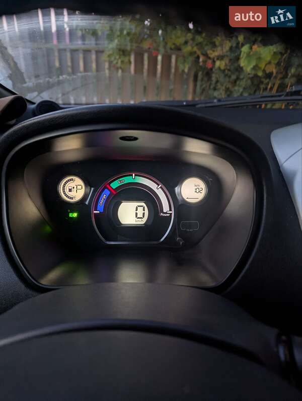 Хэтчбек Mitsubishi i-MiEV 2011 в Тлумаче