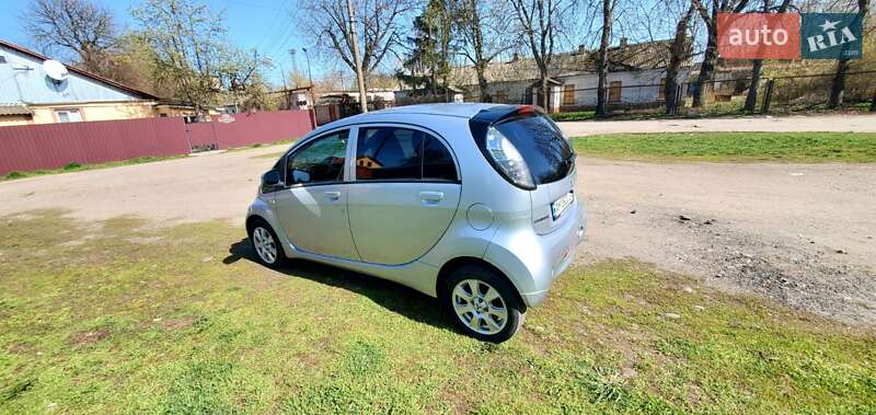 Хетчбек Mitsubishi i-MiEV 2011 в Козятині