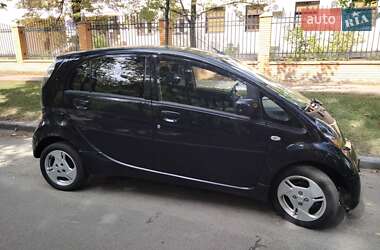 Хэтчбек Mitsubishi i-MiEV 2012 в Киеве