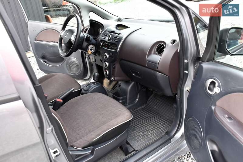 Хэтчбек Mitsubishi i-MiEV 2011 в Дрогобыче фото 29 Хэтчбек Mitsubishi i-MiEV 2011 в Дрогобыче