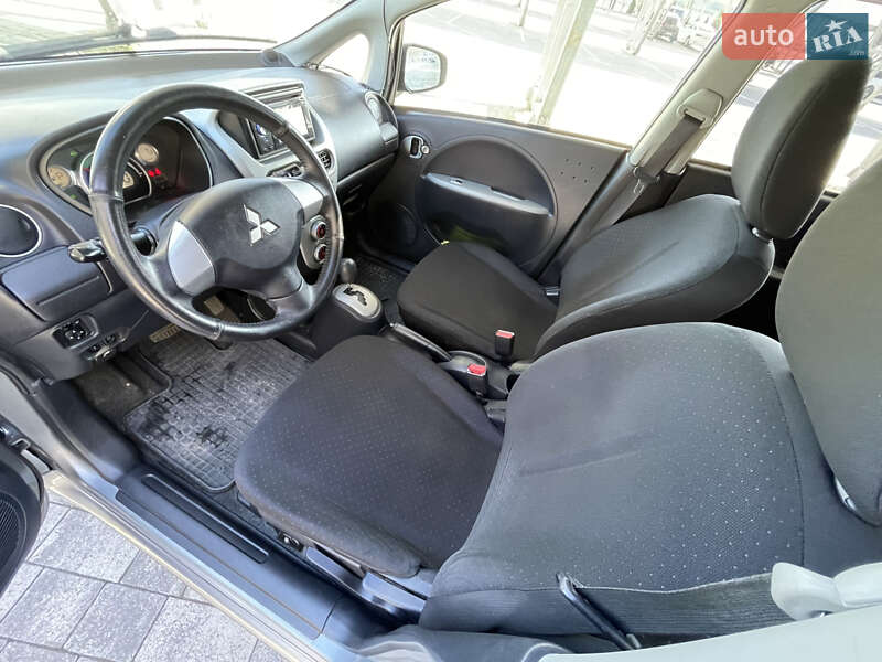 Хэтчбек Mitsubishi i-MiEV 2011 в Львове