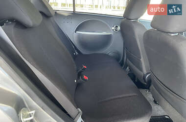 Хэтчбек Mitsubishi i-MiEV 2011 в 