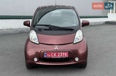 Хетчбек Mitsubishi i-MiEV 2015 в 
