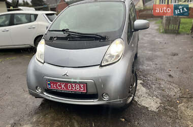 Хэтчбек Mitsubishi i-MiEV 2013 в Львове
