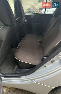 Хэтчбек Mitsubishi i-MiEV 2013 в 