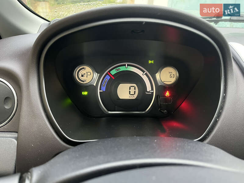Хэтчбек Mitsubishi i-MiEV 2013 в Львове