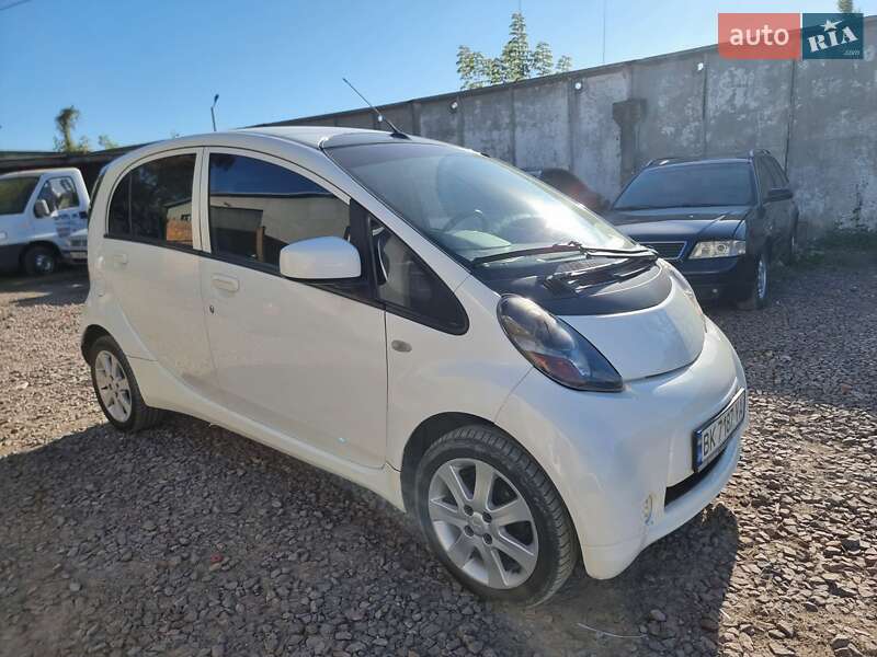 Mitsubishi i-MiEV 2011