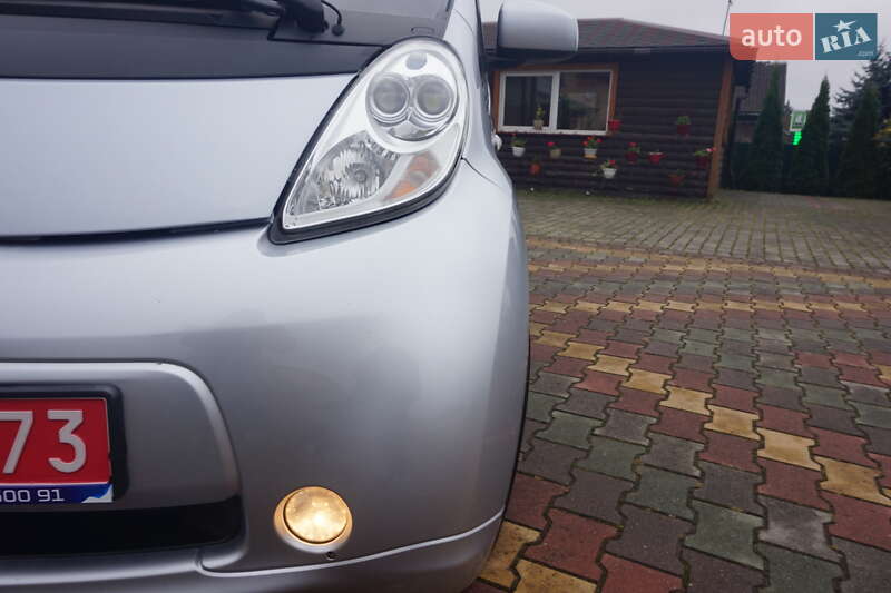 Хэтчбек Mitsubishi i-MiEV 2014 в Самборе
