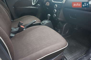 Хэтчбек Mitsubishi i-MiEV 2014 в 