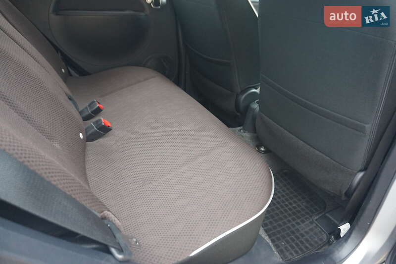 Хэтчбек Mitsubishi i-MiEV 2014 в Самборе