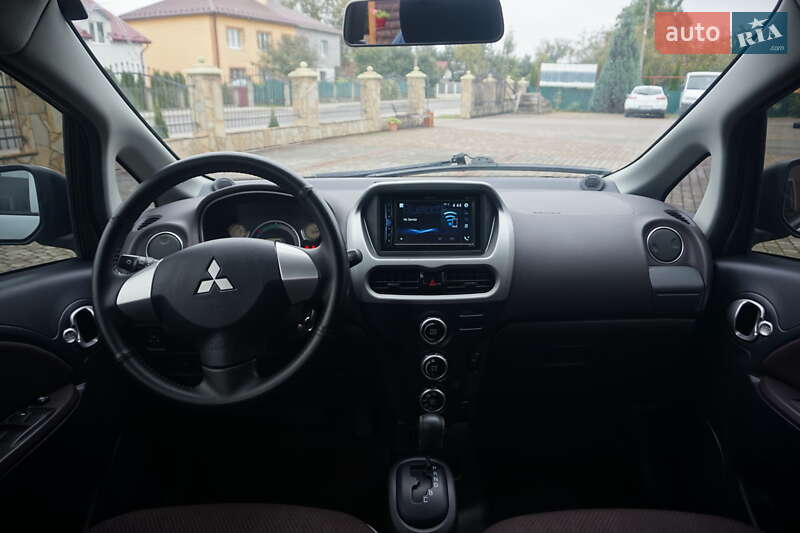 Хэтчбек Mitsubishi i-MiEV 2014 в Самборе