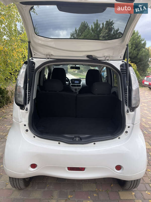 Хэтчбек Mitsubishi i-MiEV 2011 в Днепре