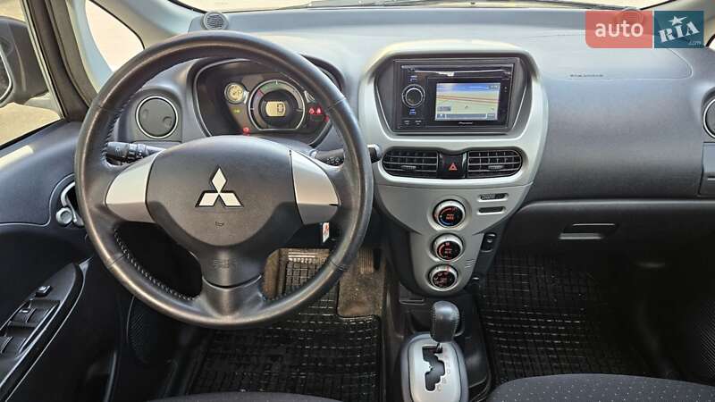 Хетчбек Mitsubishi i-MiEV 2011 в Дніпрі фото 16 Хетчбек Mitsubishi i-MiEV 2011 в Дніпрі