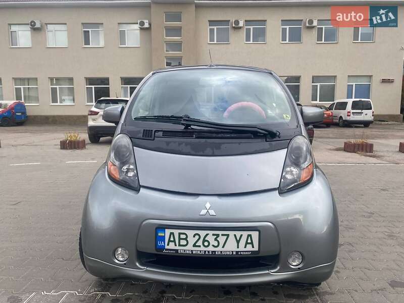 Хетчбек Mitsubishi i-MiEV 2012 в Вінниці