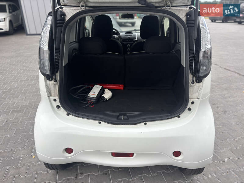 Хэтчбек Mitsubishi i-MiEV 2013 в Владимире