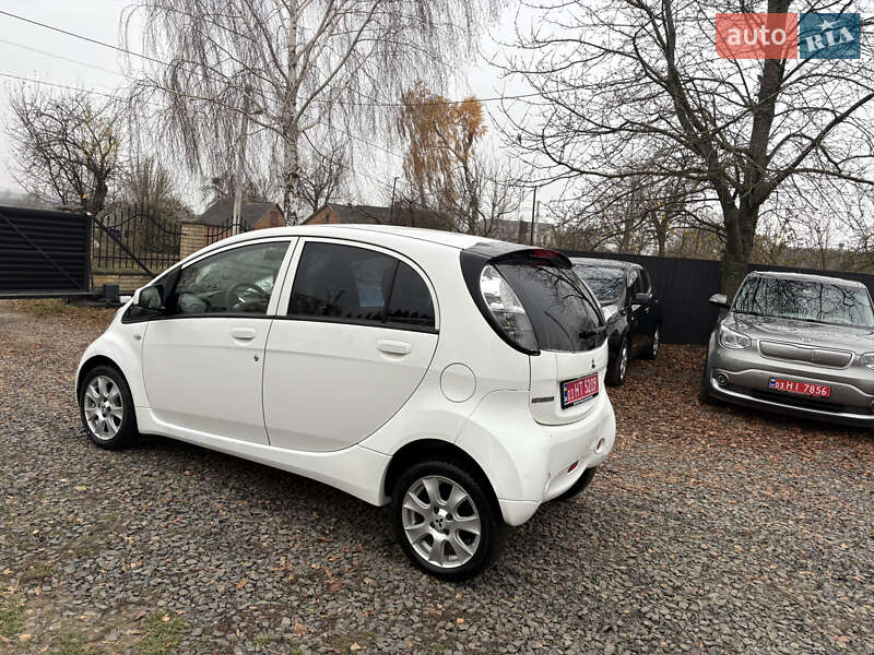 Хэтчбек Mitsubishi i-MiEV 2014 в Луцке