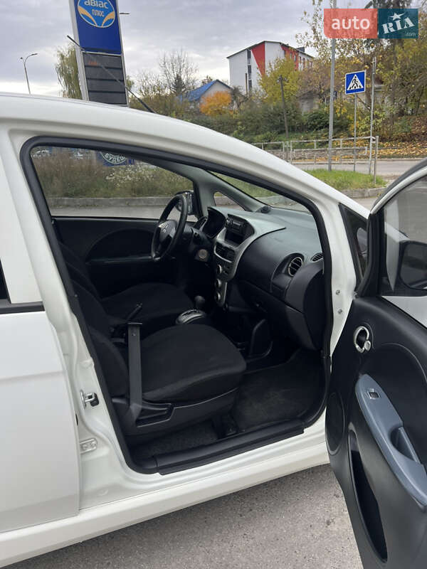 Хэтчбек Mitsubishi i-MiEV 2011 в Кременце фото 6 Хэтчбек Mitsubishi i-MiEV 2011 в Кременце