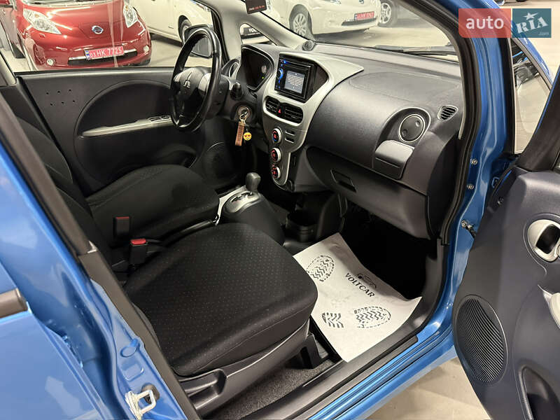 Хетчбек Mitsubishi i-MiEV 2011 в Володимирі фото 10 Хетчбек Mitsubishi i-MiEV 2011 в Володимирі