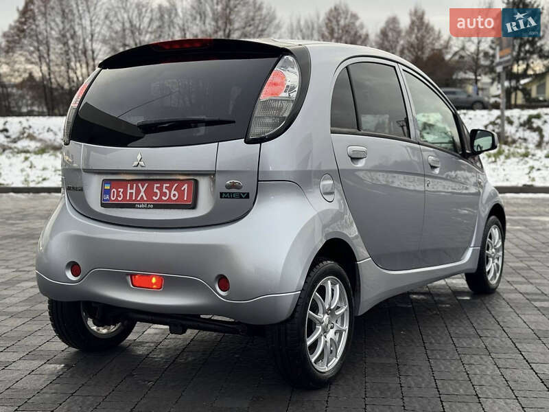 Хэтчбек Mitsubishi i-MiEV 2012 в Львове