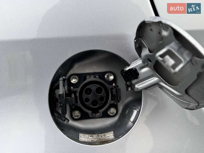 Хэтчбек Mitsubishi i-MiEV 2012 в Львове