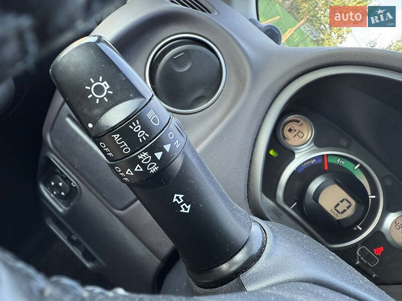 Хэтчбек Mitsubishi i-MiEV 2014 в Житомире