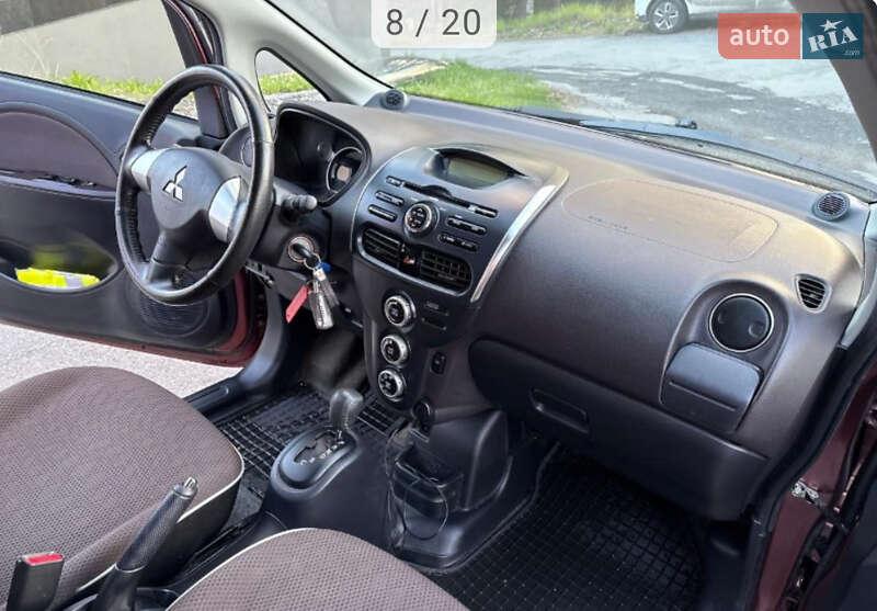 Хэтчбек Mitsubishi i-MiEV 2014 в Житомире фото 59 Хэтчбек Mitsubishi i-MiEV 2014 в Житомире