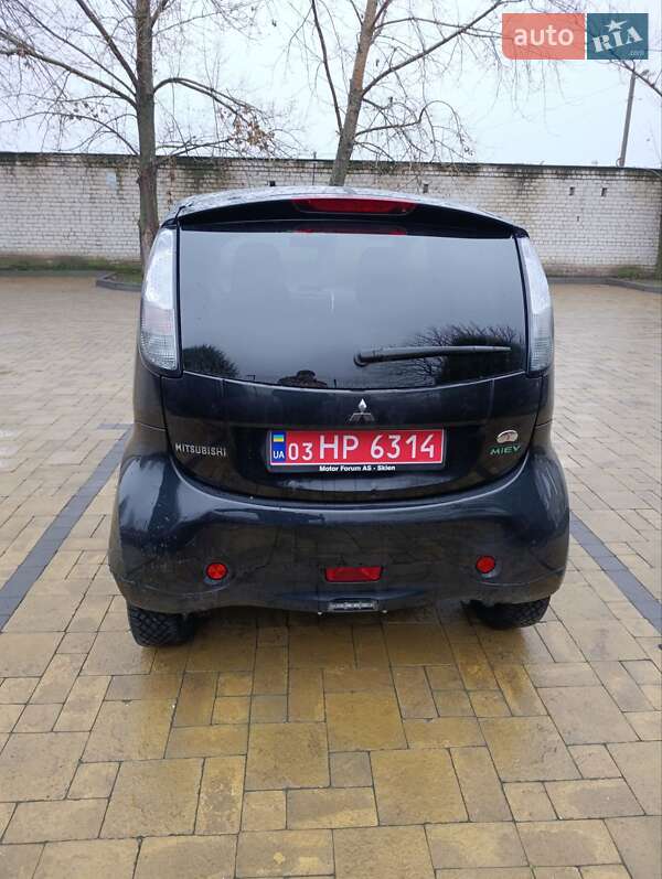 Хэтчбек Mitsubishi i-MiEV 2015 в Кременчуге фото 7 Хэтчбек Mitsubishi i-MiEV 2015 в Кременчуге