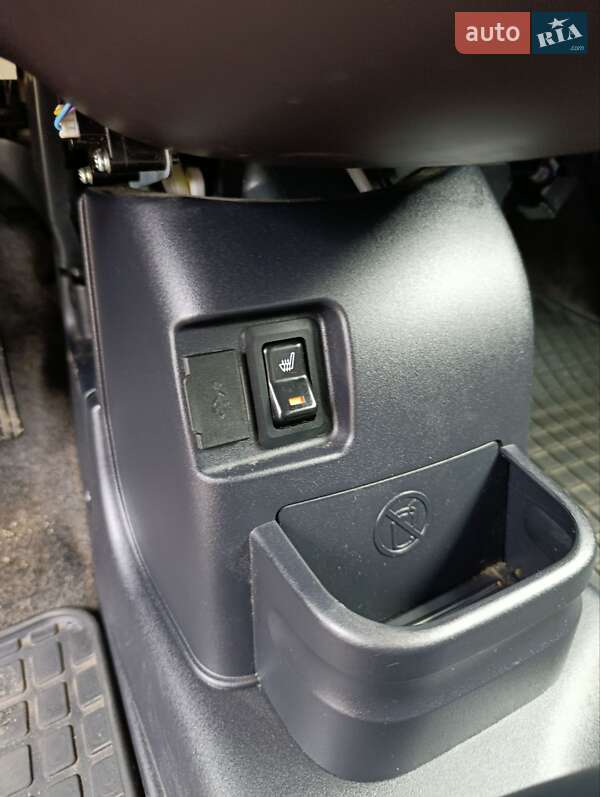 Хэтчбек Mitsubishi i-MiEV 2015 в Кременчуге фото 19 Хэтчбек Mitsubishi i-MiEV 2015 в Кременчуге