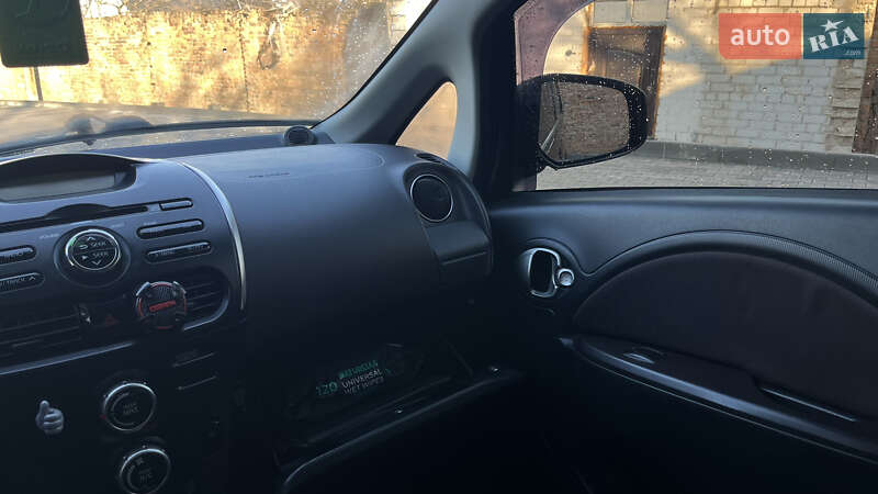 Хэтчбек Mitsubishi i-MiEV 2015 в Дубно