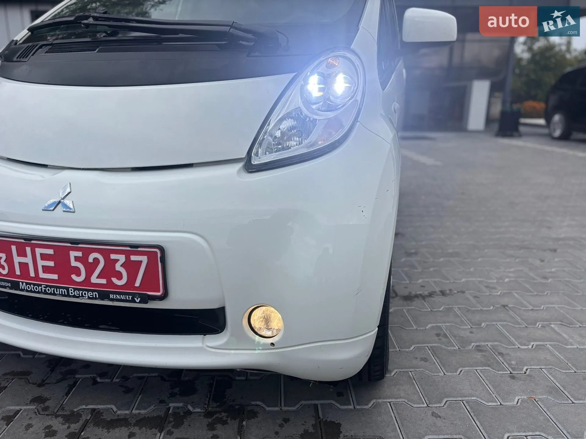 2012 Mitsubishi i-MiEV - мініатюра 7