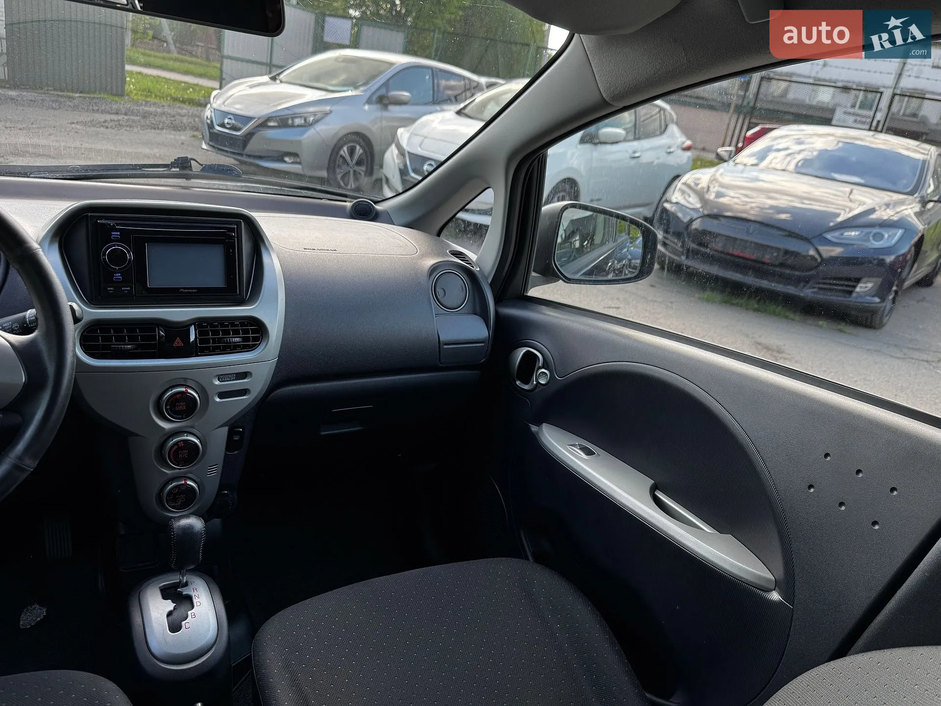2012 Mitsubishi i-MiEV - мініатюра 22