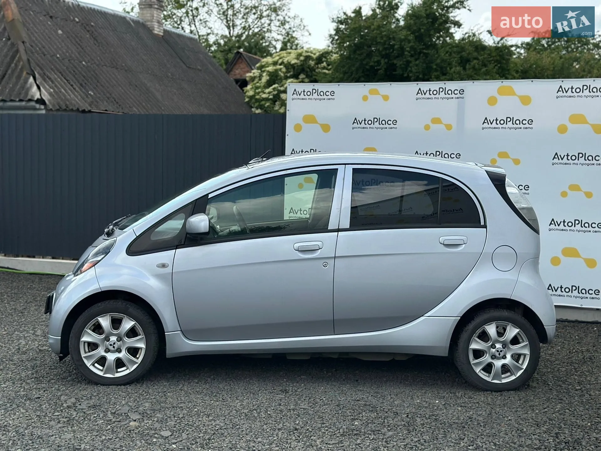 2012 Mitsubishi i-MiEV - мініатюра 7