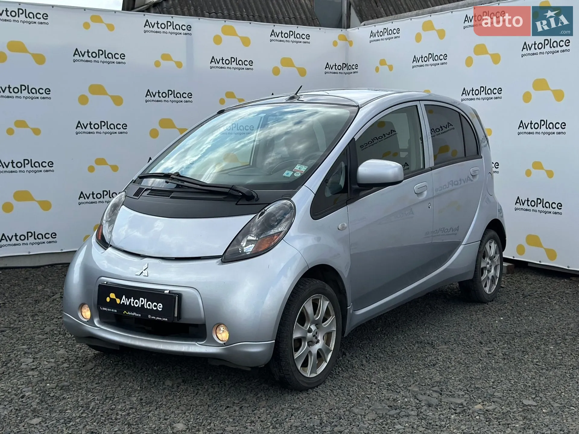 2012 Mitsubishi i-MiEV - мініатюра 10