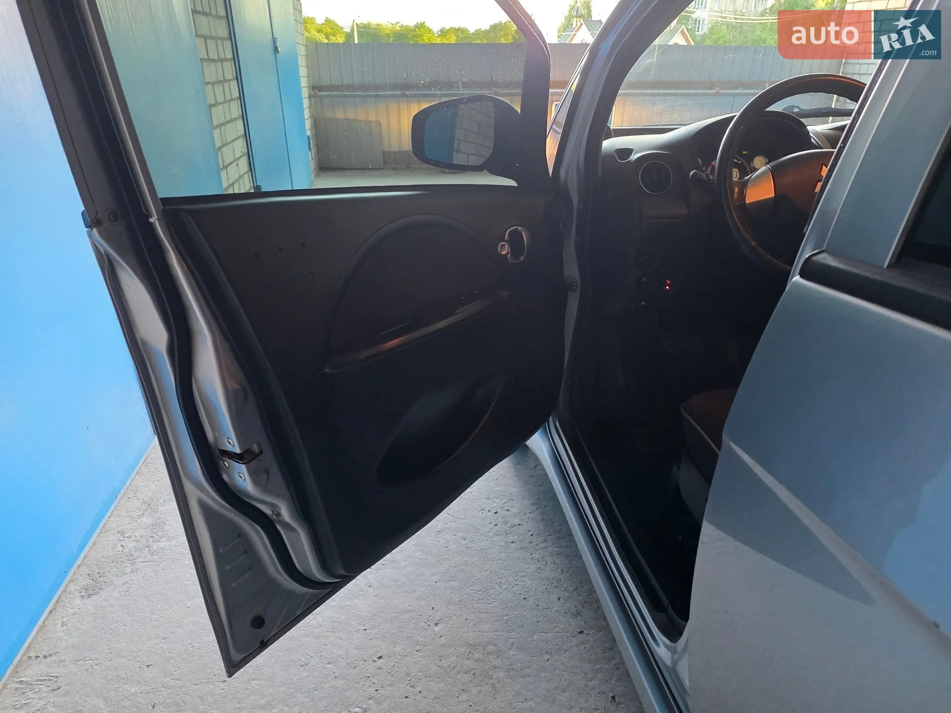 2011 Mitsubishi i-MiEV - мініатюра 29