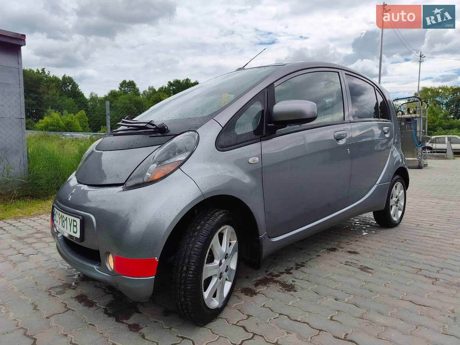 2010 Mitsubishi i-MiEV - мініатюра 17